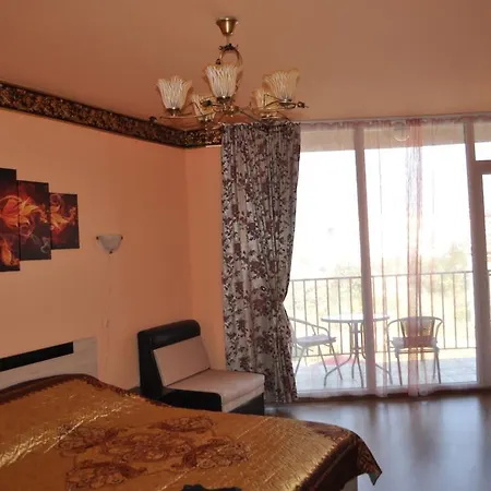 Svs Seastar Apartment *